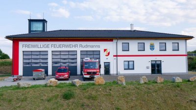 Das neue Feuerwehrhaus, feierlich eröffnet im Juli 2022 (Foto: FF Rudmanns)