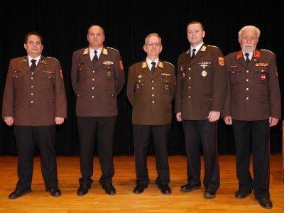 Das BFKDO am Bezirksfeuerwehrtag 2015: Kellner, Knapp, Burger, Litschauer, Reichenvater